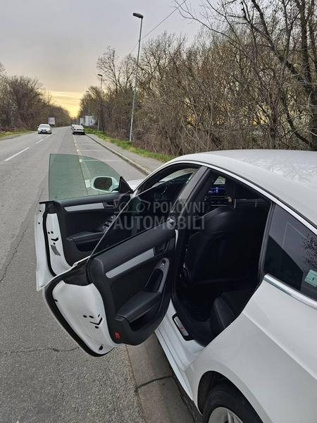Audi A5 2.0TDI quattro SLine