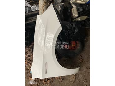 desno belo krilo za Alfa Romeo Giulietta od 2008. do 2018. god.