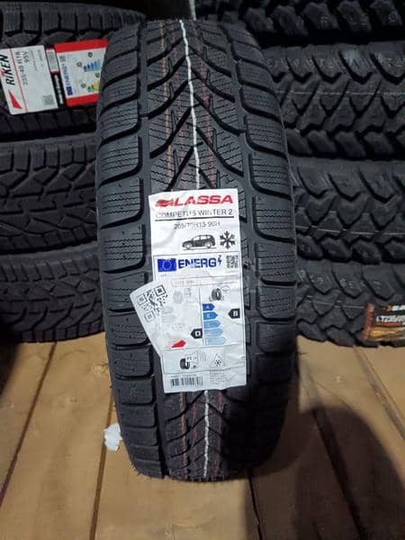 Lassa 205/70 R15 Zimska