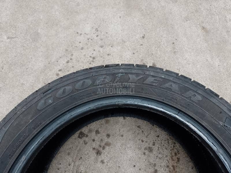 Goodyear 215/50 R17 Letnja