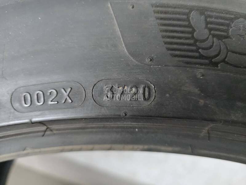 Michelin 325/35 R23 Letnja