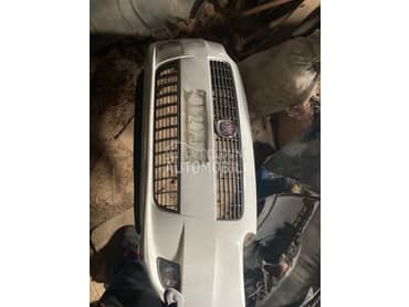 beli branik za Fiat Grande Punto od 2005. do 2011. god.