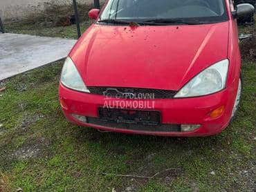 Ford Focus -  kompletan auto u delovima