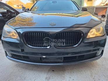 Branik prednji crni F01 za BMW 750, 730, 740 ... od 2008. do 2012. god.