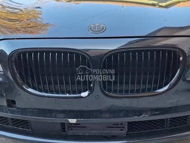 Maska - bubrezi crni F01 za BMW 750, 730, 740 ... od 2008. do 2012. god.