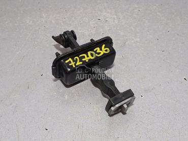 GRANICNIK VRATA za Peugeot 208