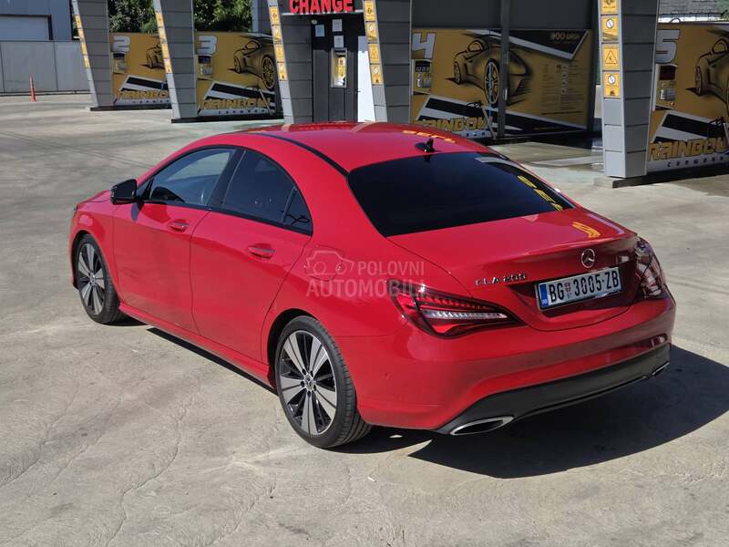 Mercedes Benz CLA 200 Night Star