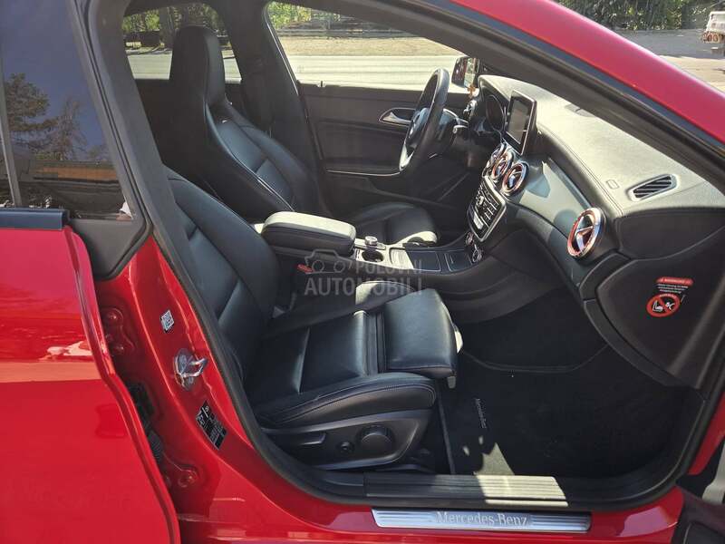 Mercedes Benz CLA 200 Night Star