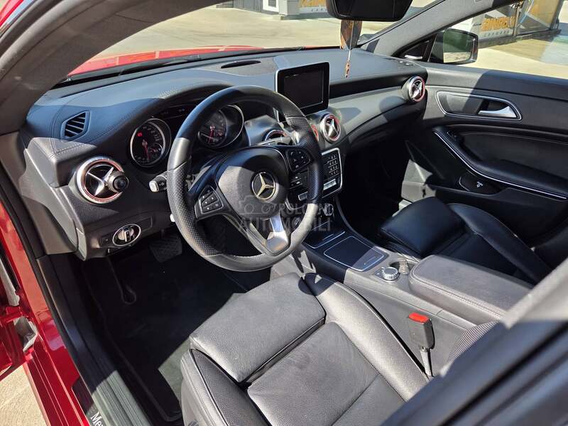 Mercedes Benz CLA 200 Night Star