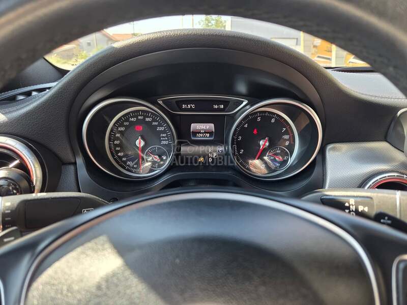 Mercedes Benz CLA 200 Night Star