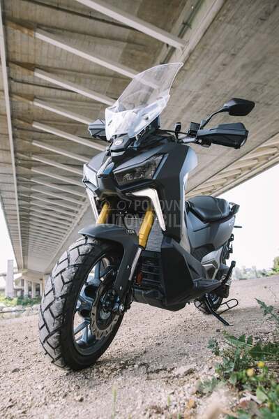 Sym ADX TG 400