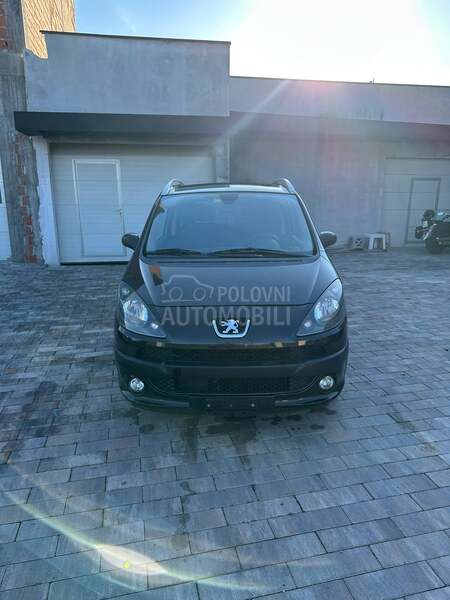 Peugeot 1007 1.6 CH