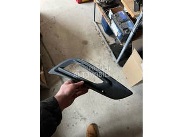 resetka maglenke poklopac za Opel Astra K od 2015. do 2025. god.