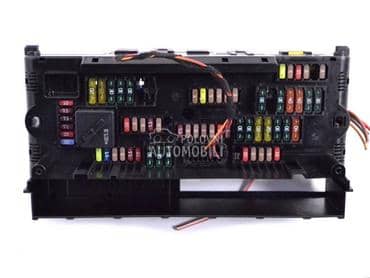 Tabla osigurača F01 za BMW 750, 730, 740 od 2008. do 2015. god.