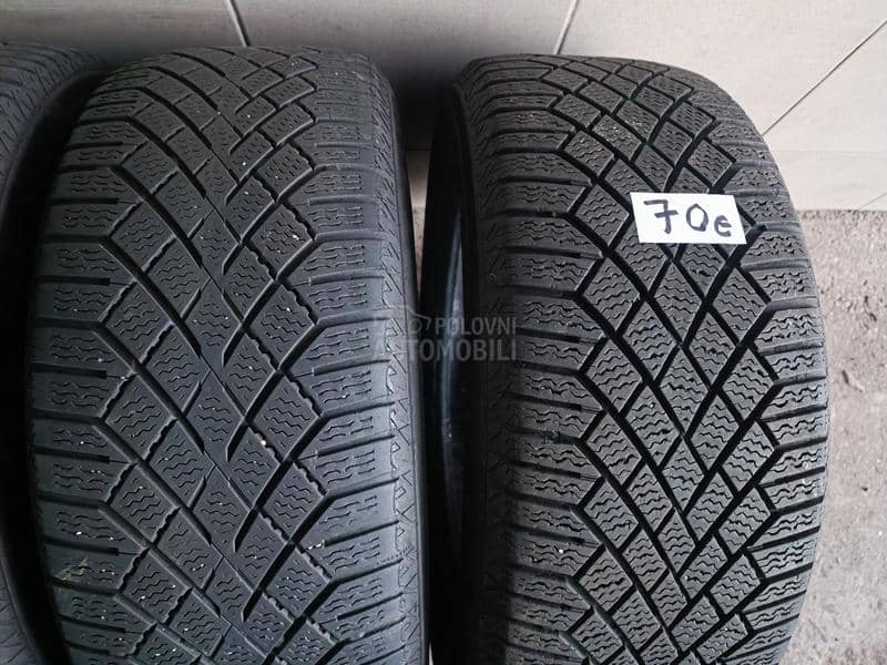 Continental 225/55 R17 Zimska