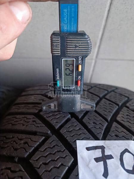 Continental 225/55 R17 Zimska