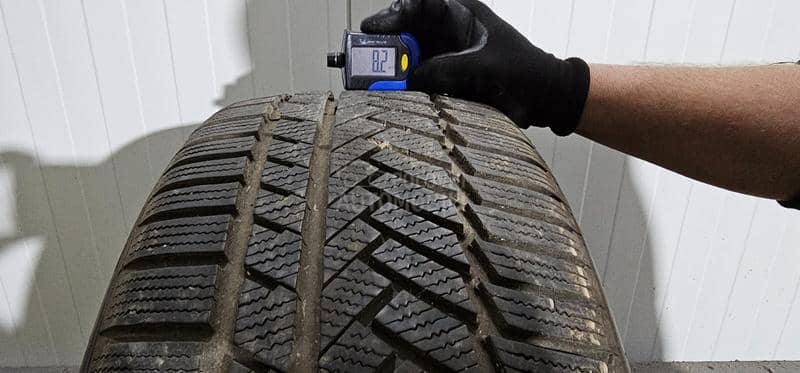 Continental 245/45 R19 Zimska