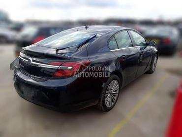 POLUSTRANICA za Opel Insignia