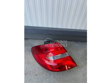 Stop svetlo za Mercedes Benz B Klasa od 2011. do 2017. god.