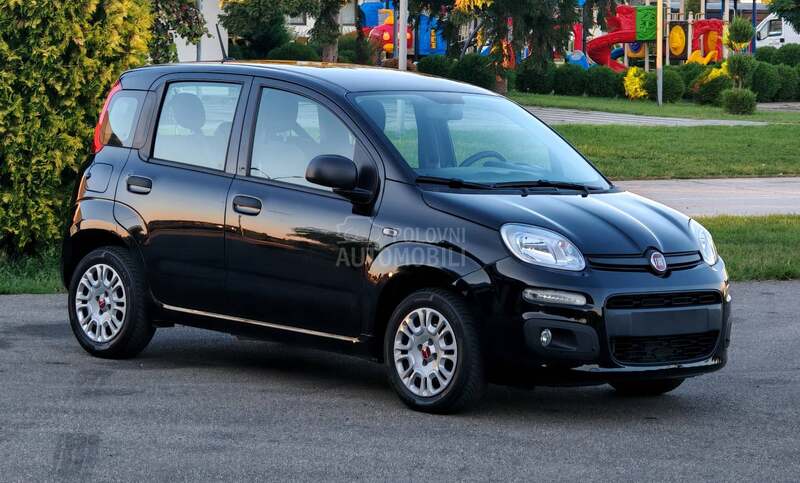 Fiat Panda 1.0  HIBRID CH NOV