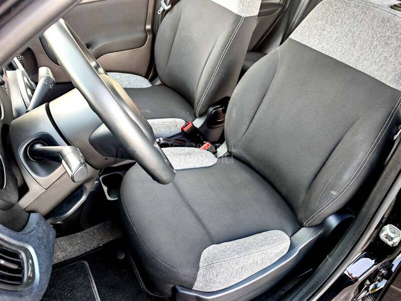 Fiat Panda 1.0  HIBRID CH NOV