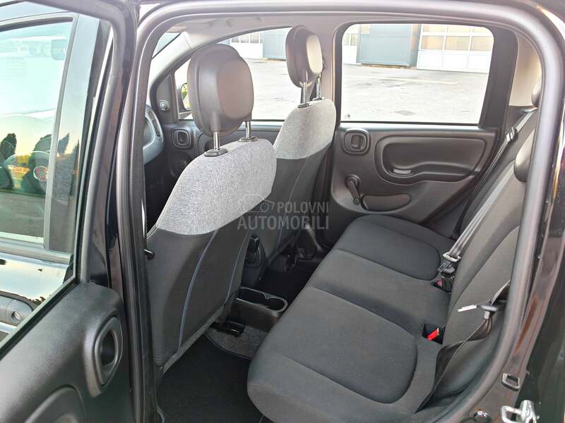 Fiat Panda 1.0  HIBRID CH NOV