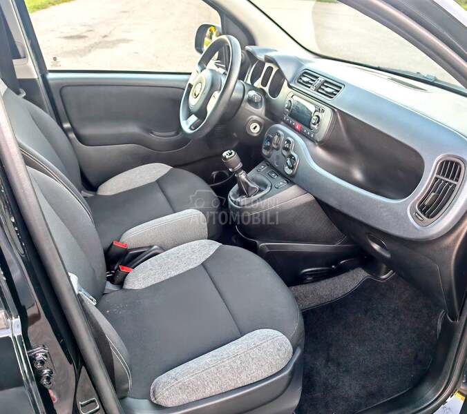Fiat Panda 1.0  HIBRID CH NOV