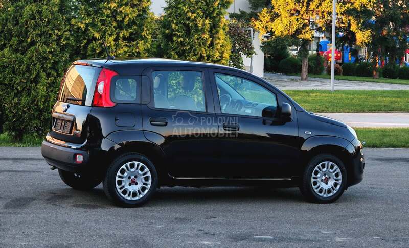 Fiat Panda 1.0  HIBRID CH NOV