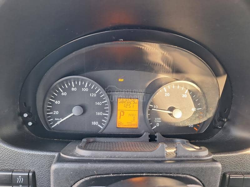 Mercedes Benz Sprinter 315