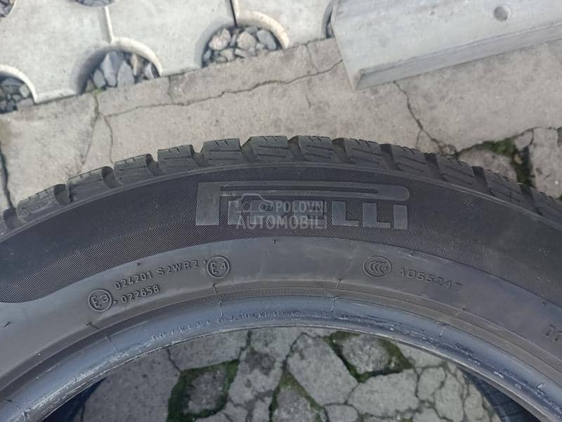 Pirelli 225/55 R18 Zimska