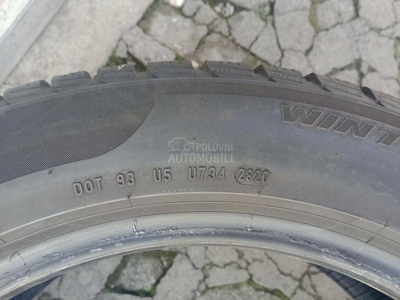 Pirelli 225/55 R18 Zimska
