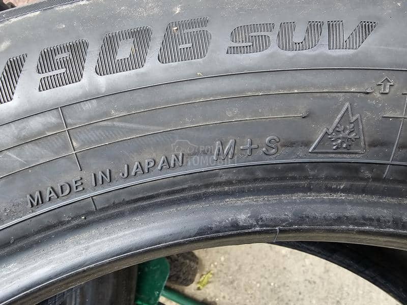 Yokohama 225/55 R18 Zimska