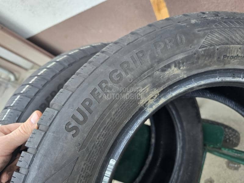 Esa Tecar 215/60 R16 Zimska