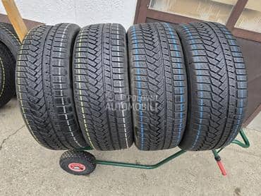 Continental 235/55 R18 Zimska