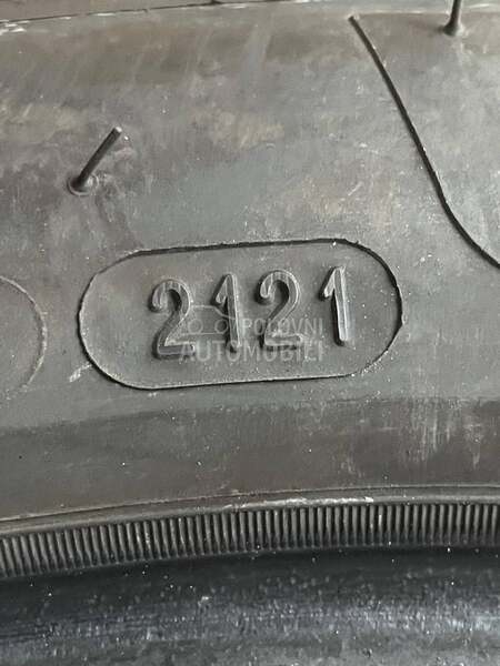 Michelin 305/35 R21 Zimska