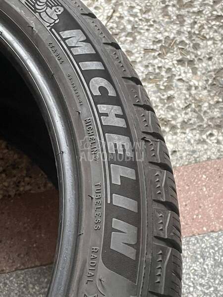 Michelin 305/35 R21 Zimska
