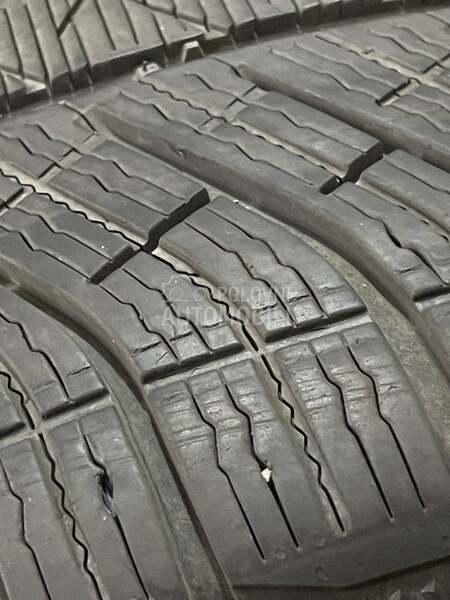 Michelin 305/35 R21 Zimska