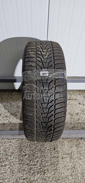 Hankook 235/55 R19 Zimska