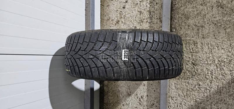 Toyo 205/55 R16 Zimska