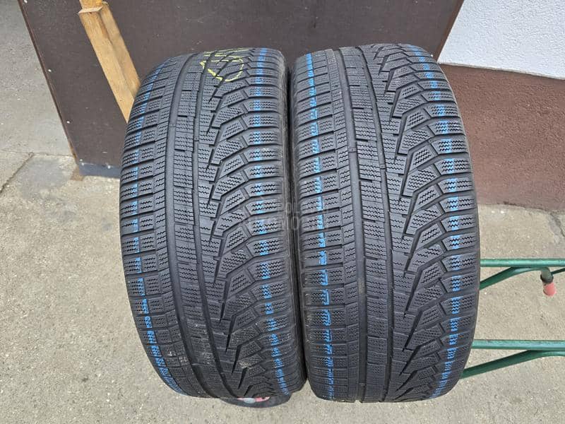Hankook 255/45 R20 Zimska
