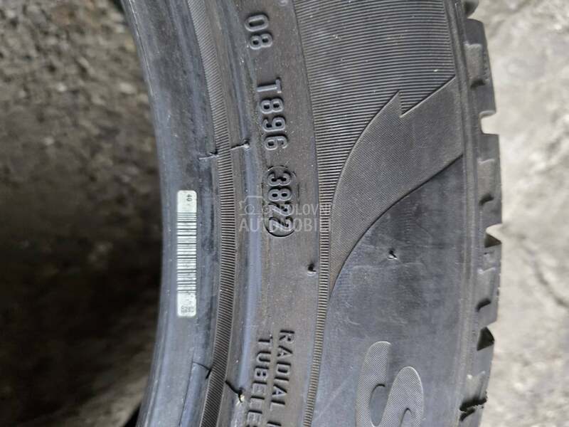 Pirelli 235/55 R19 Zimska