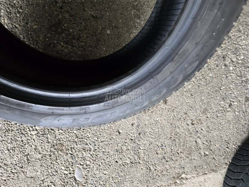 Pirelli 235/55 R19 Zimska