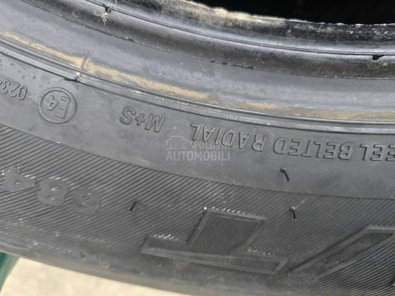 Bridgestone 265/60 R18 Zimska