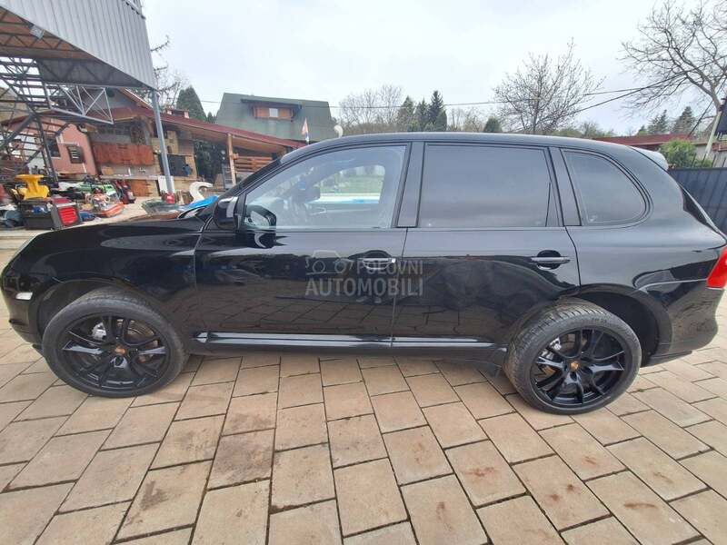 Porsche Cayenne 4.8 S