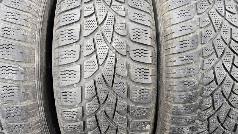 Dunlop 215/65 R16 Zimska