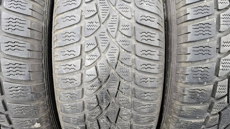 Dunlop 215/65 R16 Zimska