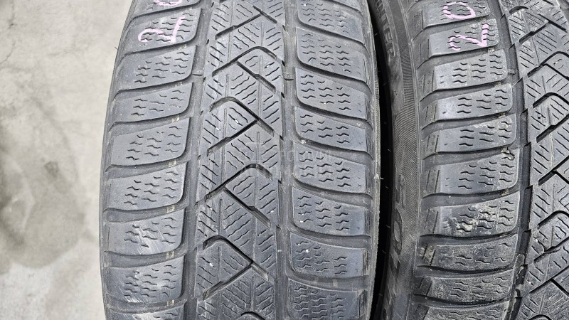 Pirelli 205/60 R16 Zimska