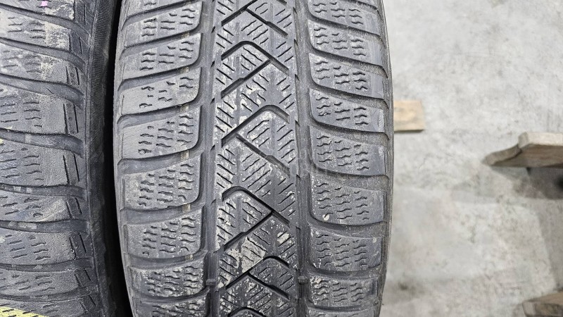 Pirelli 205/60 R16 Zimska