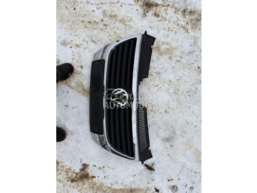 Maska sa znakom za Volkswagen Passat B6 od 2004. do 2010. god.