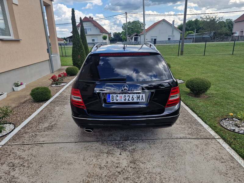 Mercedes Benz C 220 BlueEFFICIENCY